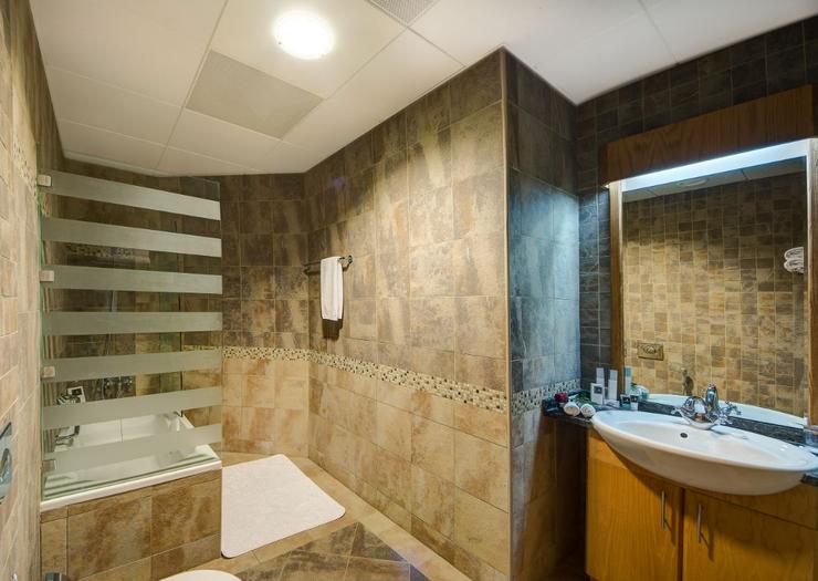 Апартаменты с двумя спальнями Alkhoory Hotel Apartments Dubai Апартаменты с двумя спальнями Alkhoory Hotel Apartments Dubai