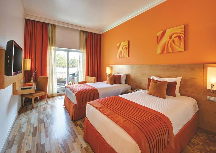 غرفة إكزكيوتف فندق الخوري اكزكتيف Dubái غرفة إكزكيوتف فندق الخوري اكزكتيف Dubái